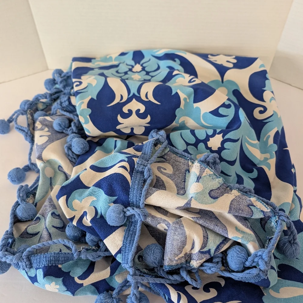 Vintage Tablecloth Mid-Century Modern Blue White fringe bottom 70 inches round